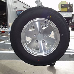 Spare Wheel & Carrier
